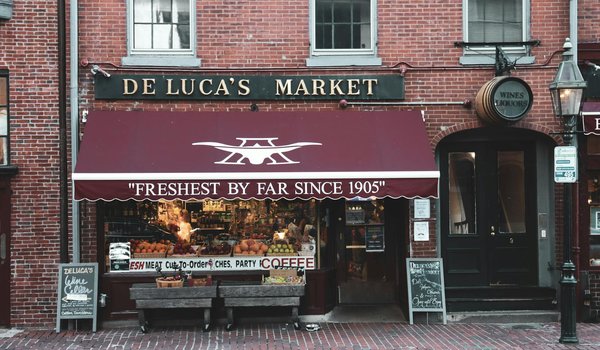 What is the Most Effective Type of Range Hood for an Open Plan Kitchen?